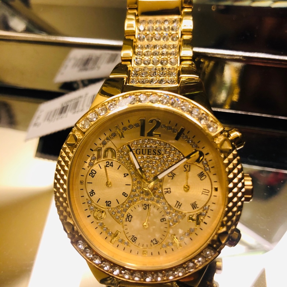 Watch - Picture 4 of 8